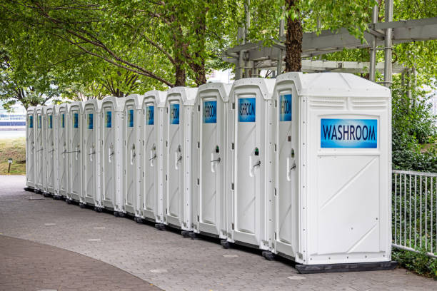 Best Portable bathroom rental  in Wakefield, KS