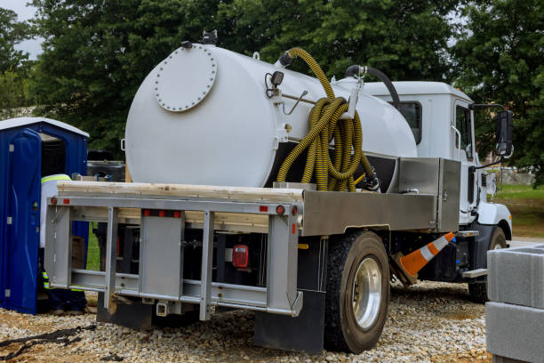 Portable Toilet Options We Offer in Wakefield, KS